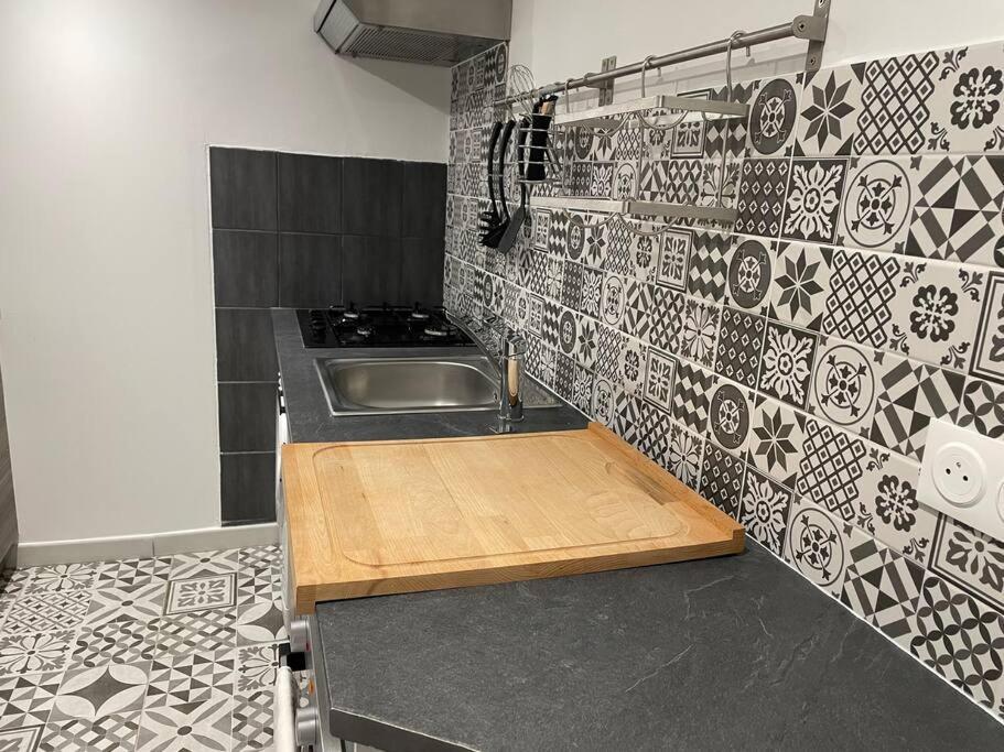 アランソンLa Maisonnette Du Chateauアパートメント エクステリア 写真